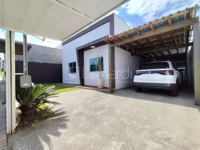 Foto Casa com 3 Dormitórios