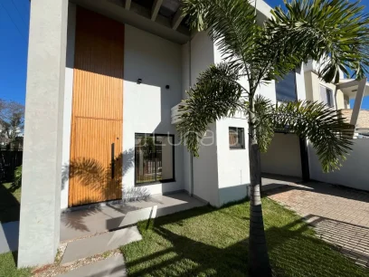 Foto Casa com 3 Suítes