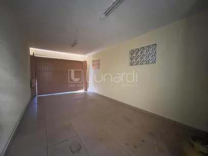 Foto Casa com 3 Dormitórios