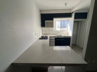 Foto Apartamento com 2 Dormitórios