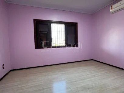 Foto Casa com 4 Dormitórios