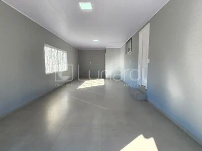 Foto Casa com 3 Dormitórios