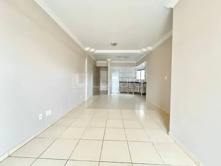 Apartamento com 3 Dormitórios