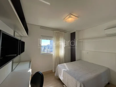 Foto Apartamento com 3 Dormitórios