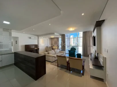 Foto Apartamento com 3 Dormitórios