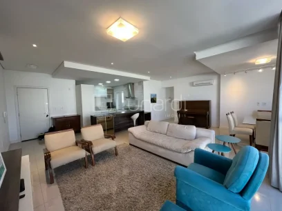 Foto Apartamento com 3 Dormitórios