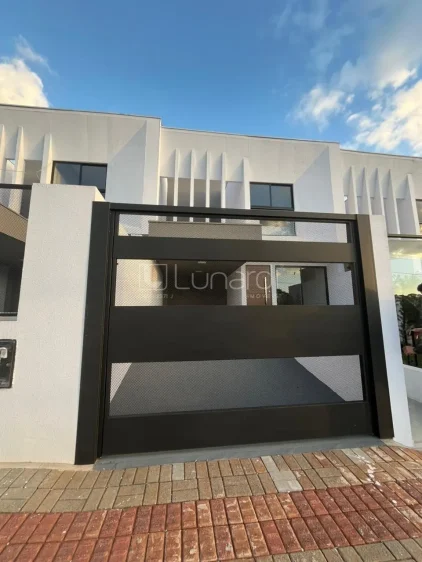Casa com 3 Dormitórios