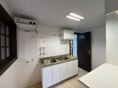 Foto Casa com 3 Dormitórios