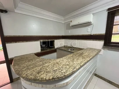 Foto Casa com 3 Dormitórios
