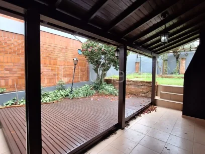 Foto Casa com 3 Dormitórios