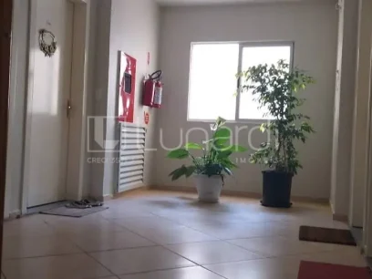 Foto Apartamento com 2 Dormitórios