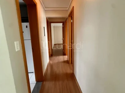 Foto Apartamento com 3 Dormitórios