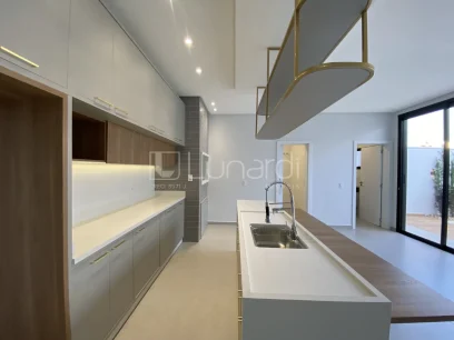 Foto Casa com 3 Dormitórios