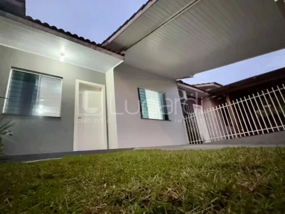 Foto Casa com 2 Dormitórios