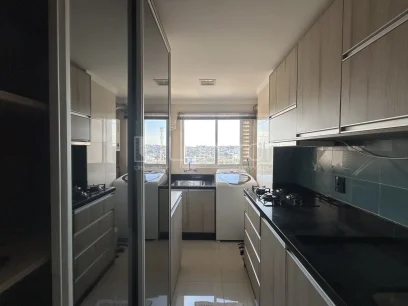 Foto Apartamento com 2 Dormitórios
