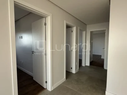 Foto Apartamento com 3 Dormitórios