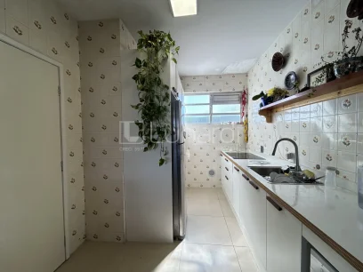 Foto Apartamento com 3 Dormitórios