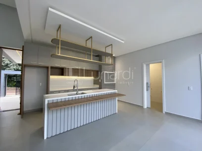Foto Casa com 3 Dormitórios