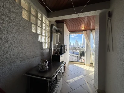 Foto Apartamento com 3 Dormitórios