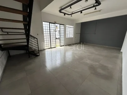 Foto Barracão