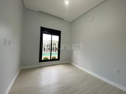 Foto Casa com 3 Dormitórios
