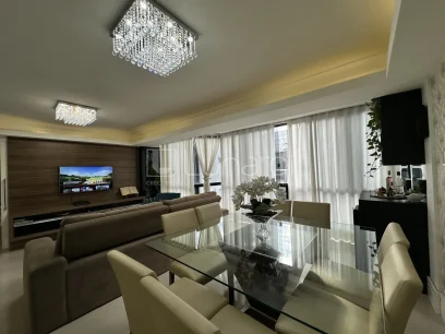 Foto Apartamento com 3 Dormitórios