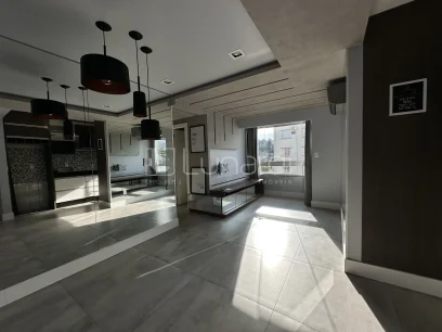 Foto Apartamento com 2 Dormitórios