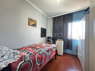 Foto Apartamento com 3 Dormitórios