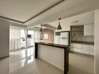 Apartamento com 3 Dormitórios