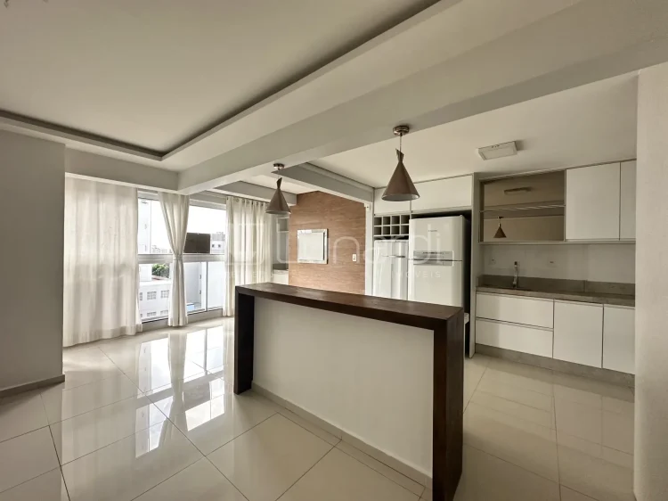 Apartamento com 3 Dormitórios