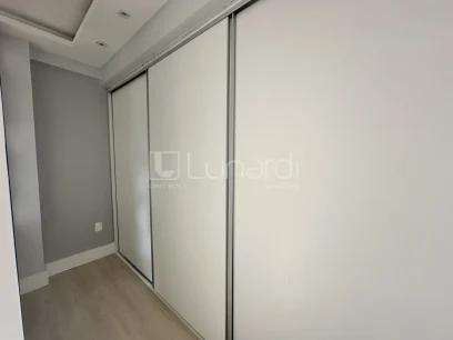 Foto Apartamento com 3 Dormitórios