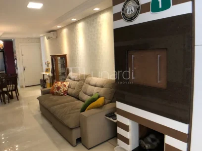 Foto Apartamento com 2 Dormitórios