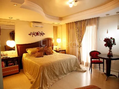 Foto Casa com 5 Dormitórios