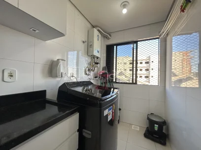 Foto Apartamento com 2 Dormitórios