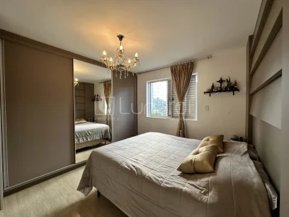 Foto Apartamento com 3 Dormitórios