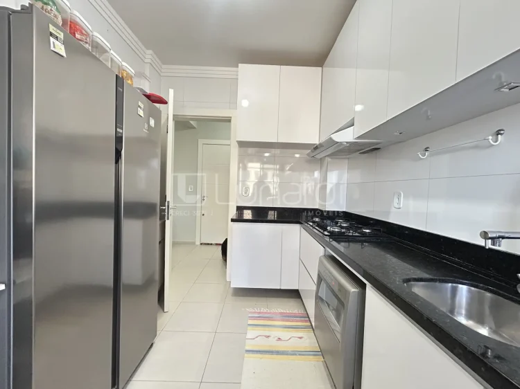 Apartamento com 2 Dormitórios