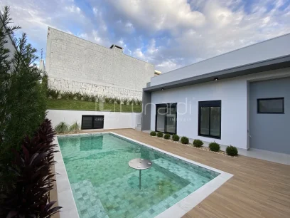 Foto Casa com 3 Dormitórios