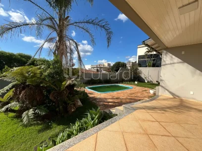 Foto Casa com 5 Dormitórios