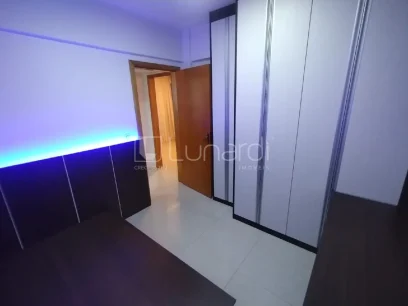 Foto Apartamento com 2 Dormitórios