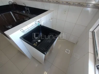 Foto Apartamento com 2 Dormitórios