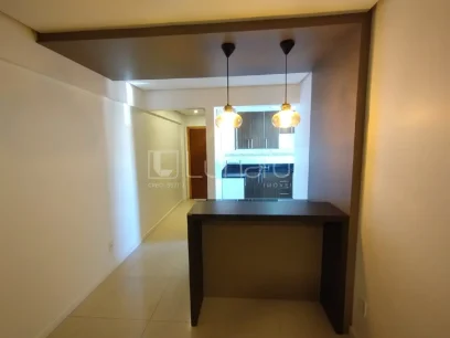 Foto Apartamento com 2 Dormitórios