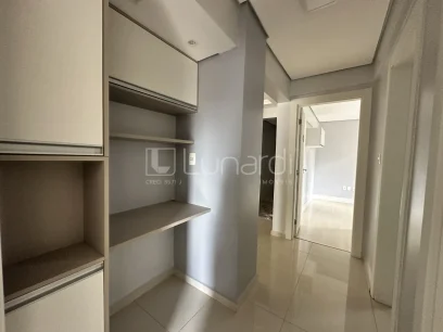 Foto Apartamento com 3 Dormitórios