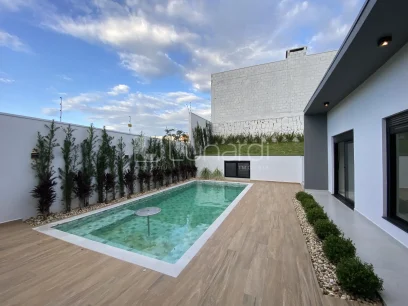 Foto Casa com 3 Dormitórios
