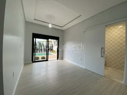 Foto Casa com 3 Dormitórios