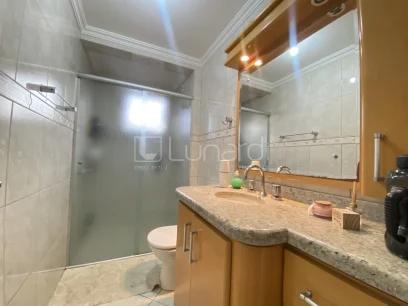 Foto Apartamento com 3 Dormitórios
