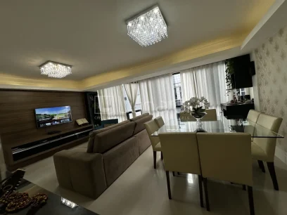 Foto Apartamento com 3 Dormitórios