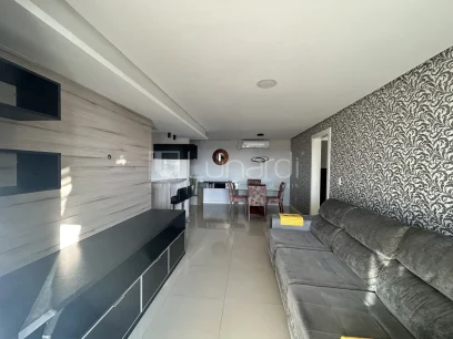 Foto Apartamento com 2 Dormitórios