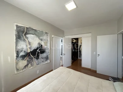Foto Apartamento com 3 Dormitórios