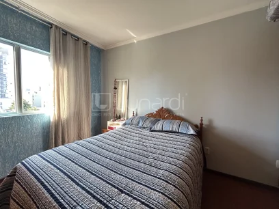 Foto Apartamento com 3 Dormitórios