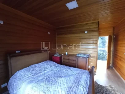 Foto Casa com 4 Dormitórios